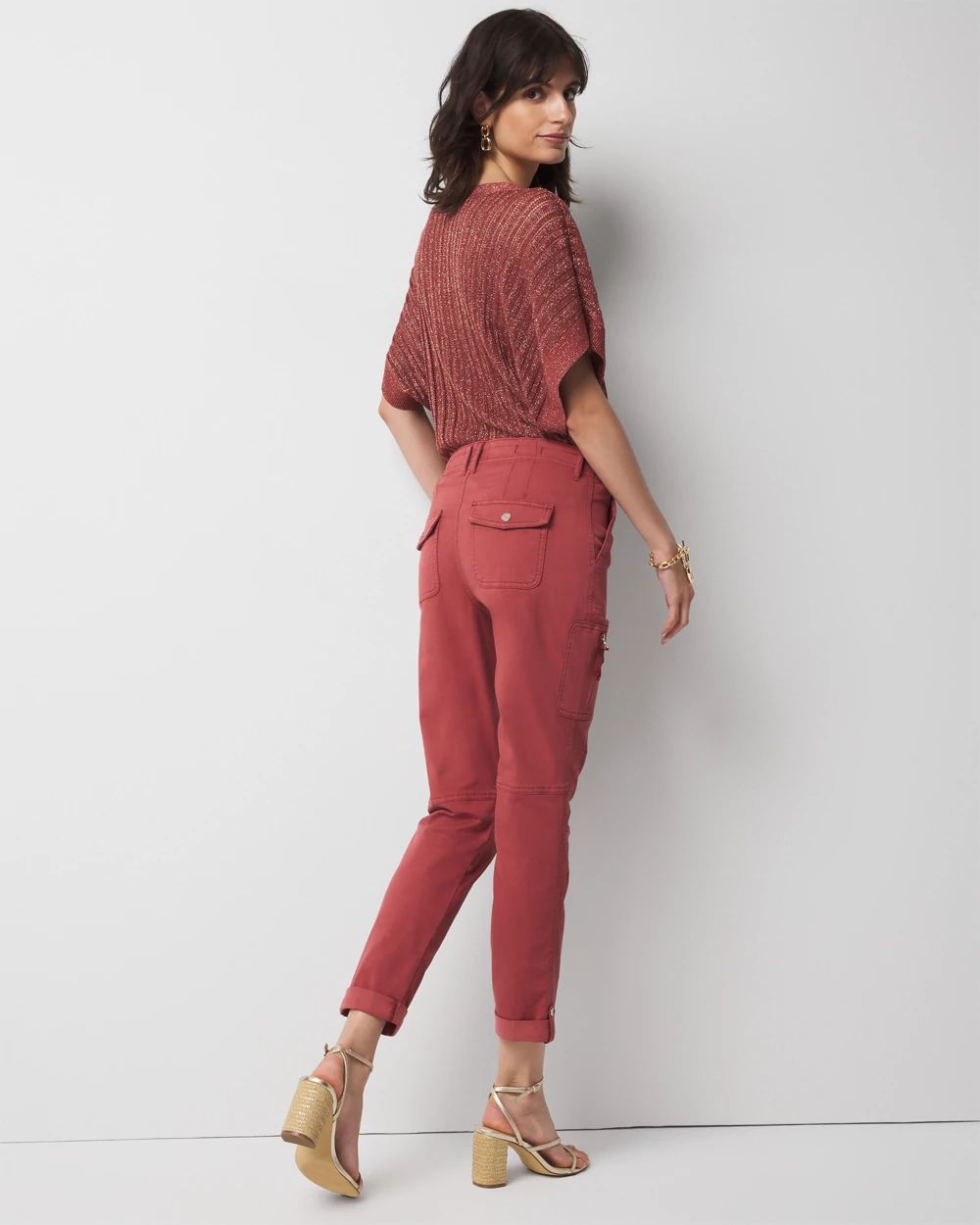 Mid-Rise Pret-A-Pedi Straight Cropped Pants