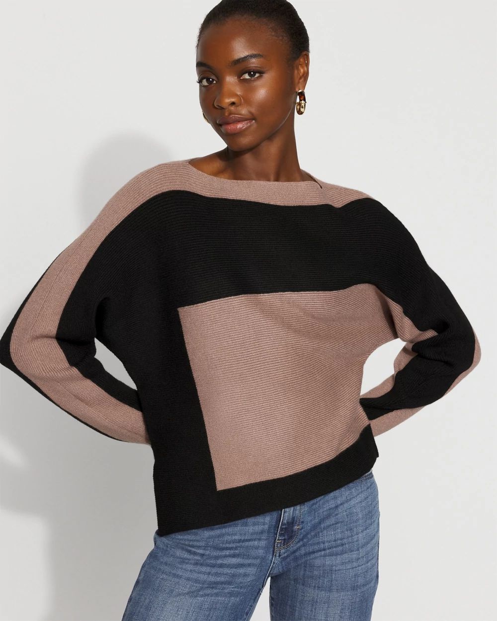 Colorblocked Asymmetric Hem Sweater