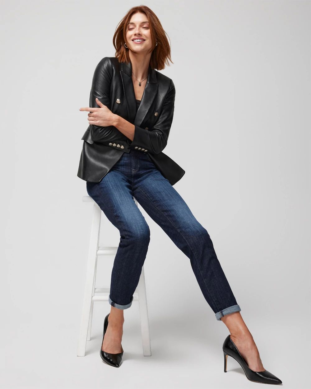 Mid-Rise Everyday Soft Girlfriend Jeans