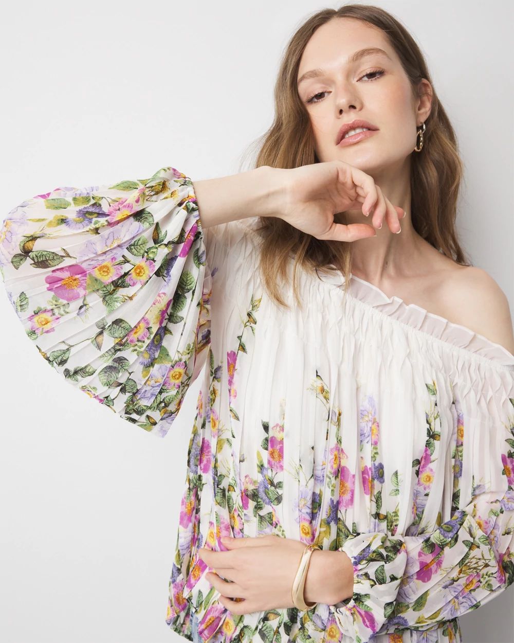 Off-the-Shoulder Floral Pleated Blouse