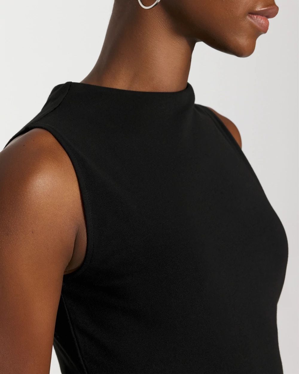 WHBM FORME™ All Ways Stretch High-Crewneck Tank Top