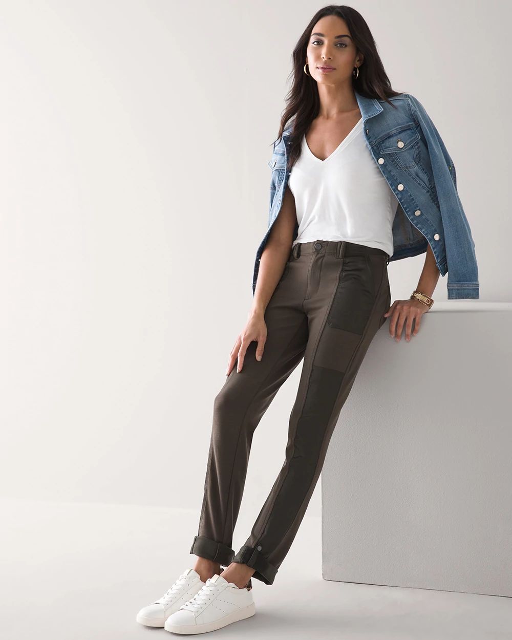 WHBM WKND Satin Trim Knit Cropped Pant