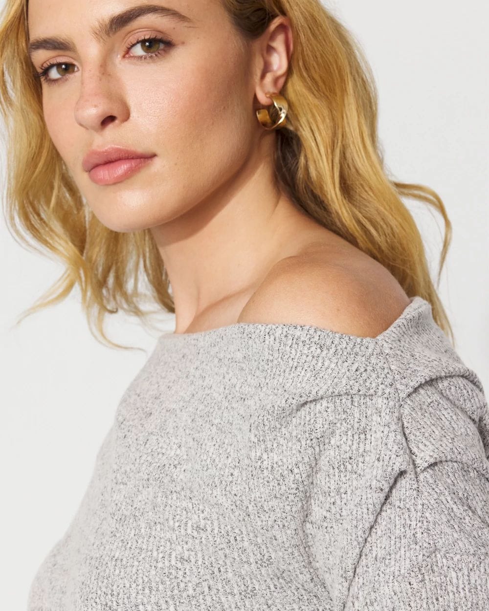 Asymmetrical Rib Snit Top