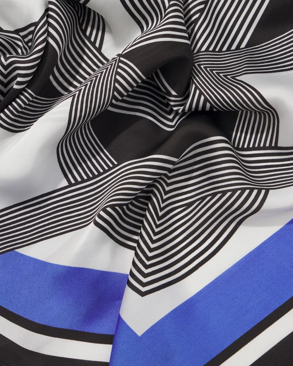 Geometric Print Square Scarf