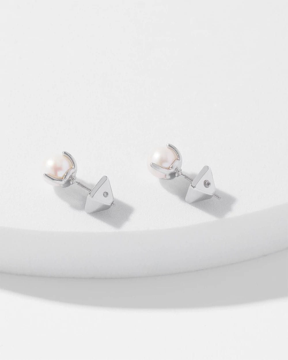 Glass Pearl Stud Earrings