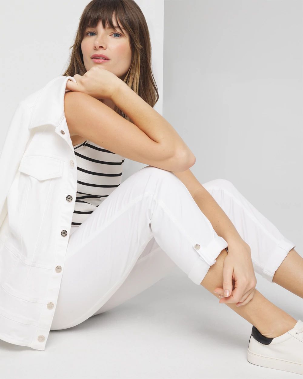 Mid-Rise Pret-A-Pedi Straight Crop Pants