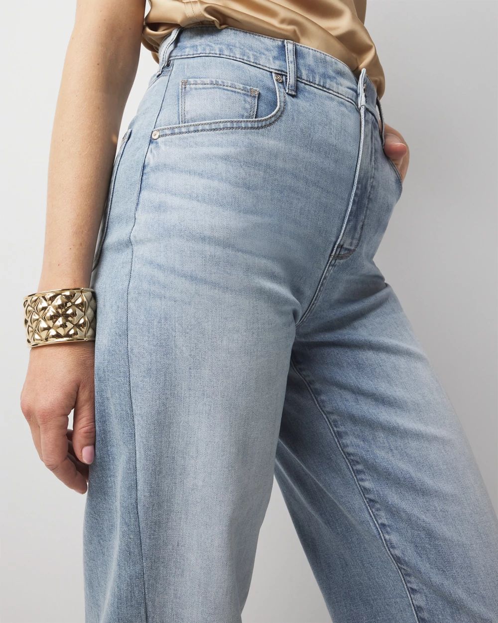 Extra High-Rise Barrel Jean